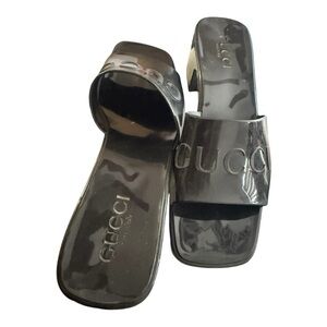 **SOLD*****Gucci, Black rubber slides size 38 USA 8